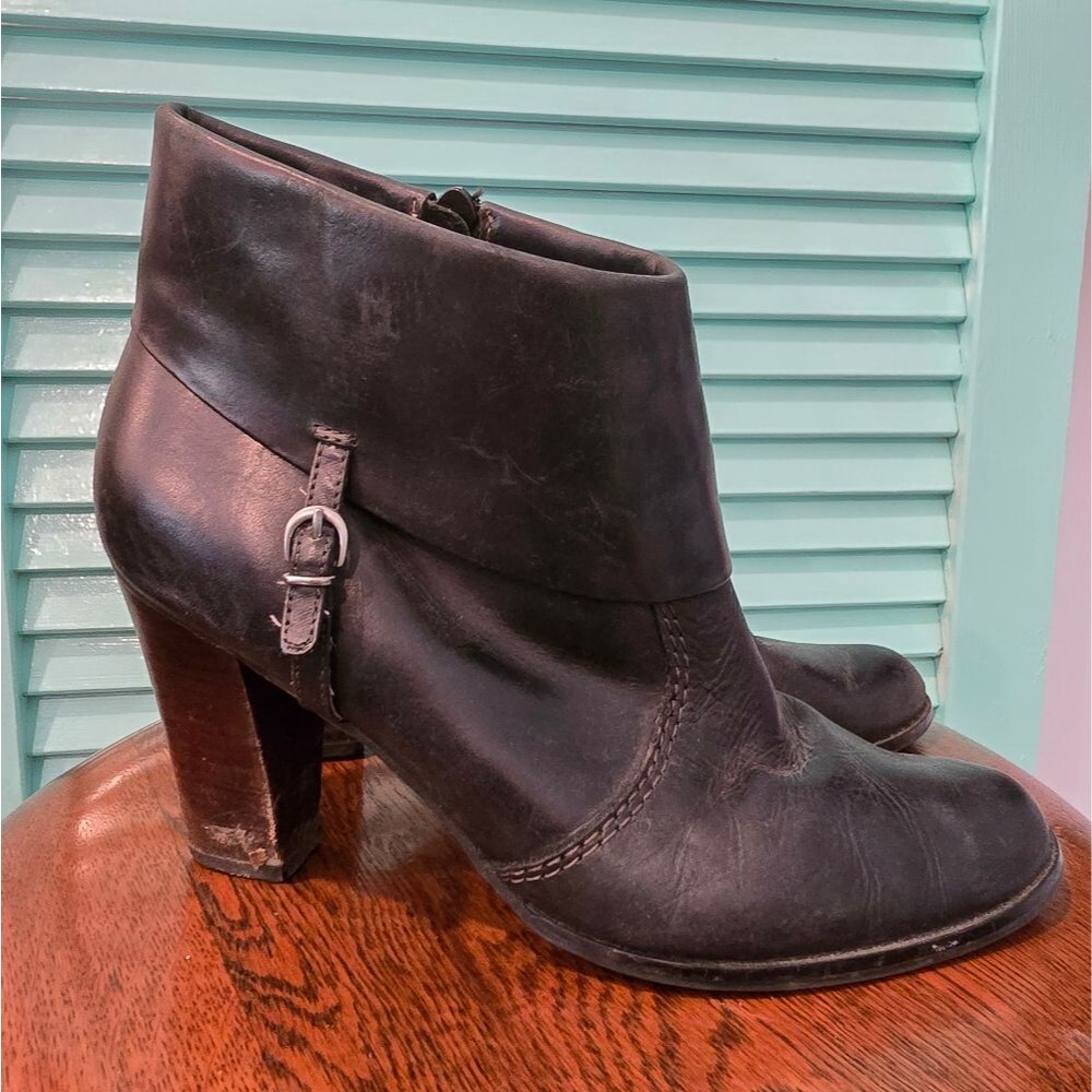 ALRIGHT Women's Black Leather Heeled Ankle Zipped Booties, Size 7.5M